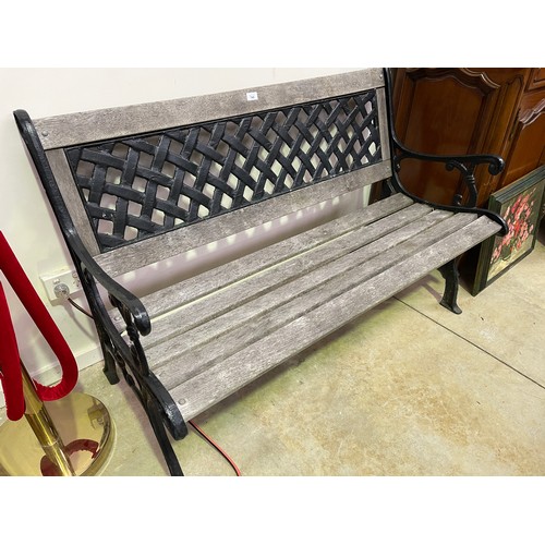 Cast iron end wooden slat garden