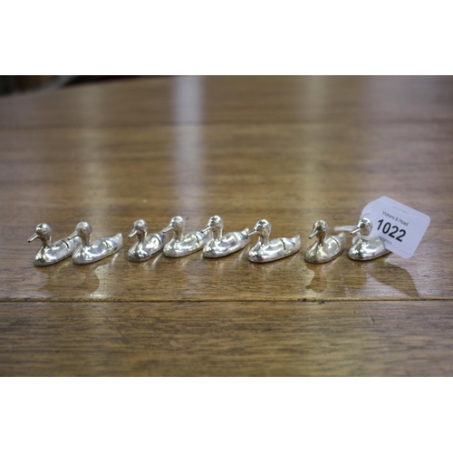 Set of duck form name holders, each