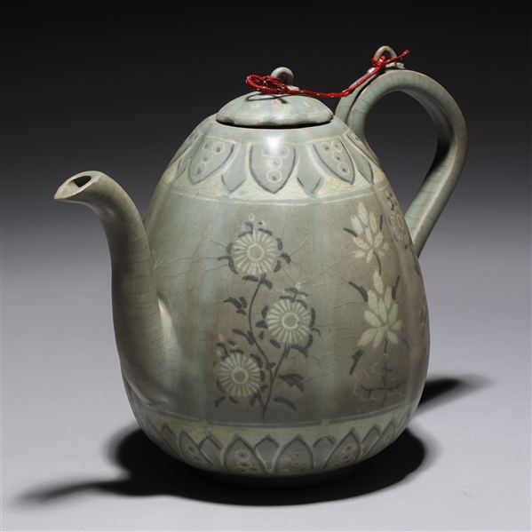 Korean celadon glazed covered teapot;