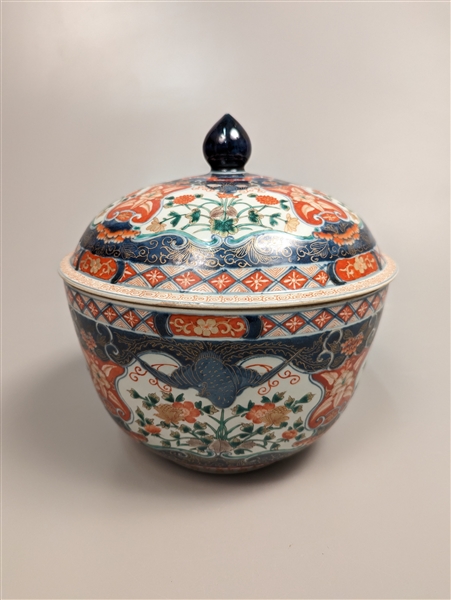 Tall Japanese Imari enameled porcelain 368593