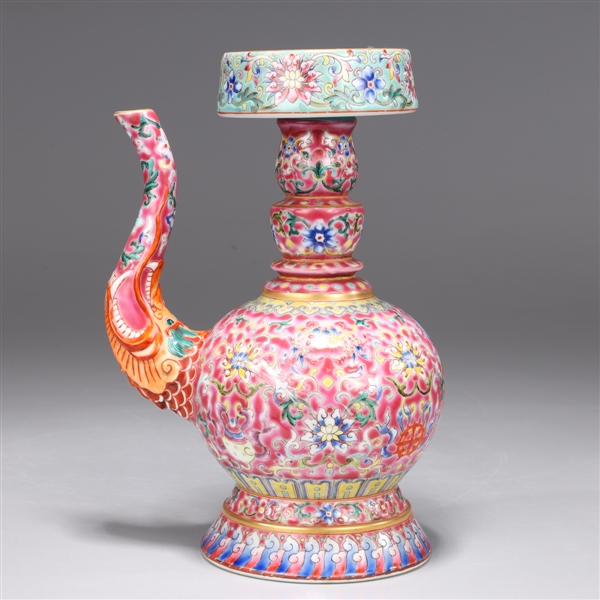 Elaborately painted Chinese Famille 368600