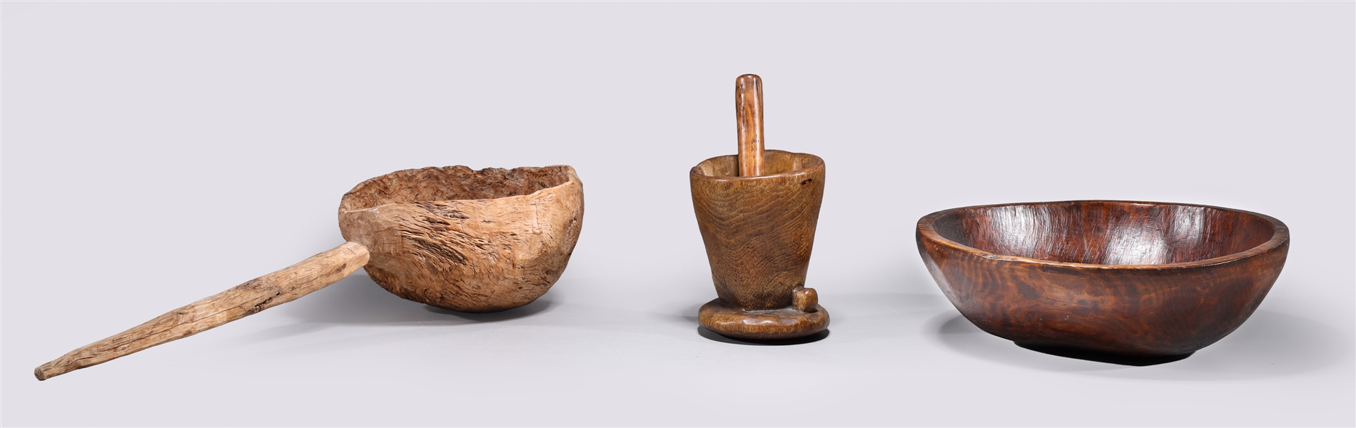 Group of three vintage wooden objects 368655