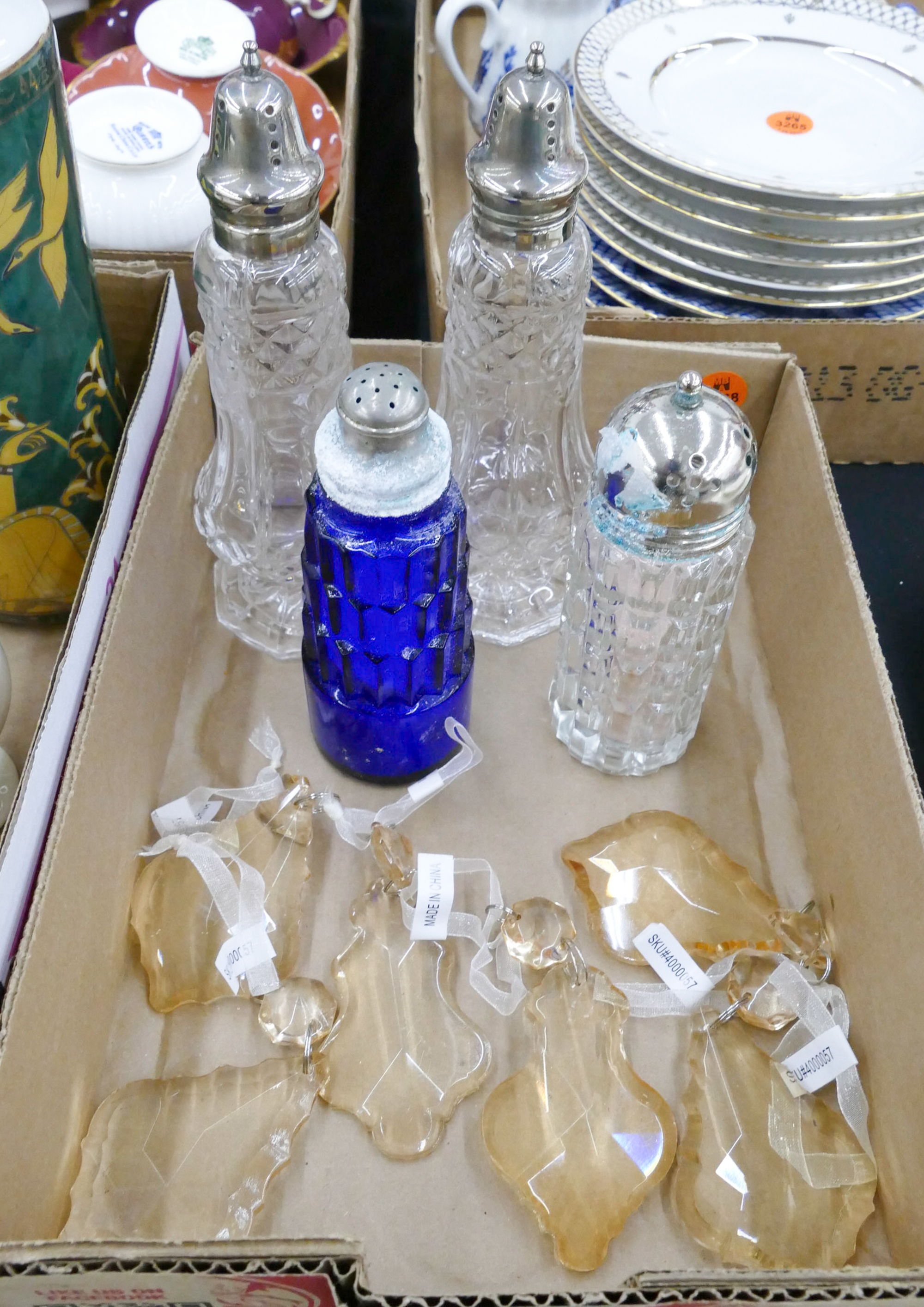Box Glass Salt Shakers Etc 3686b8