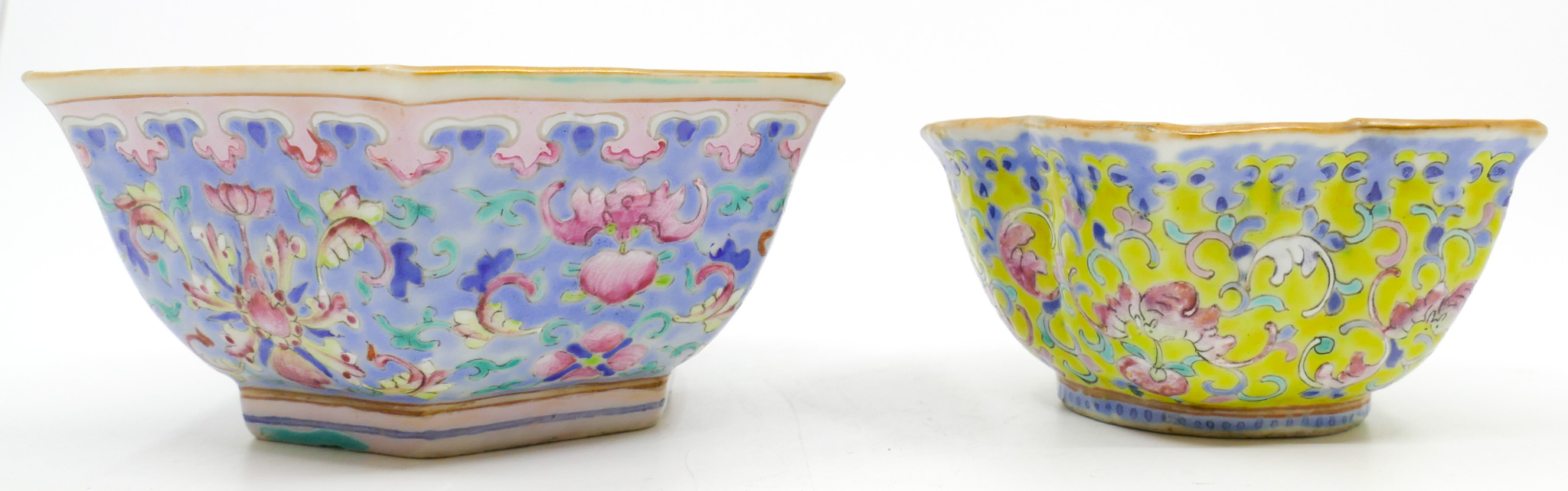 2pc Chinese Tongzhi Porcelain Small 368735