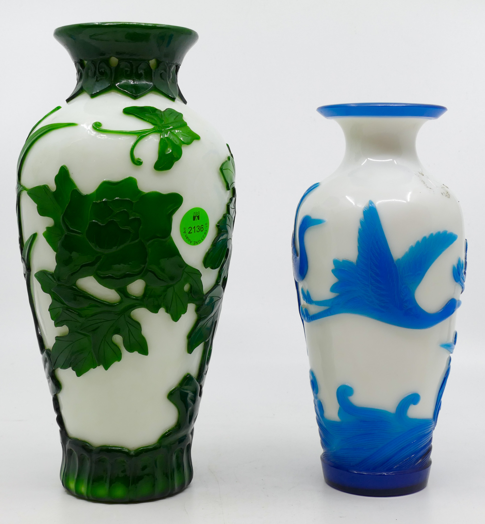 2pc Chinese Green and Blue Carved