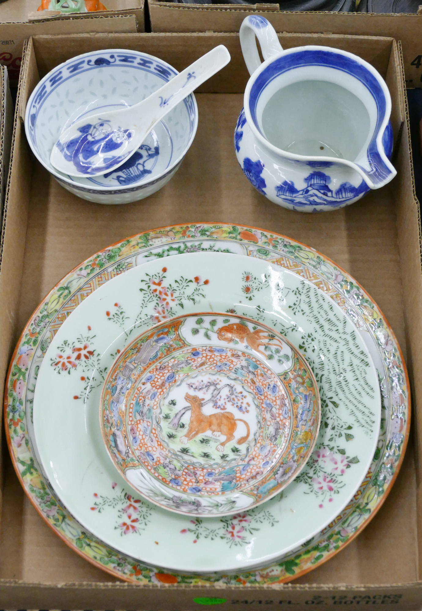 Box Old Chinese Export Dishes &