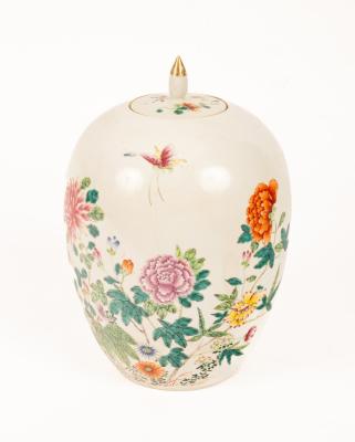 A Chinese famille rose porcelain