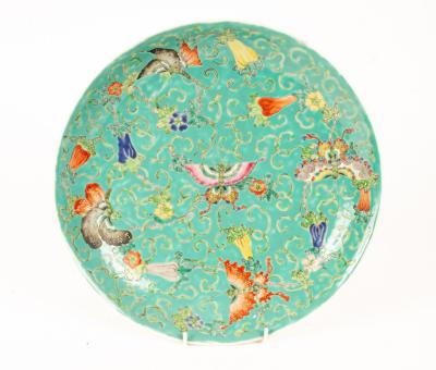 A Chinese plate decorated butterflies,