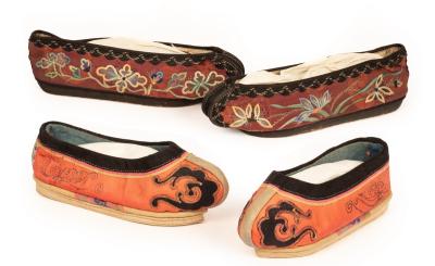 A pair of Manchu style slippers, floral