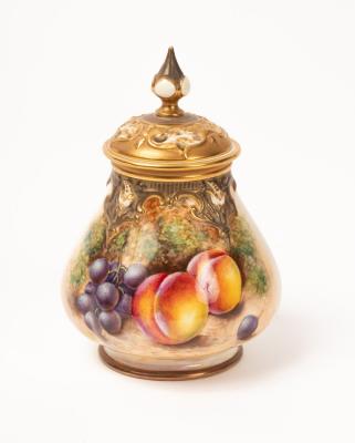 A Royal Worcester pot-pourri vase