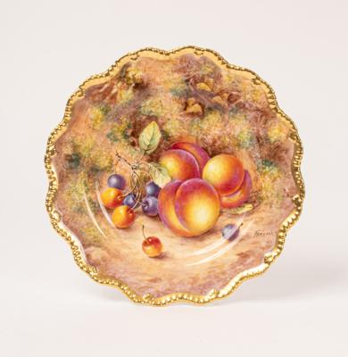 A Royal Worcester cabinet plate 36b259