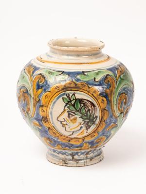 An Italian polychrome maiolica globular