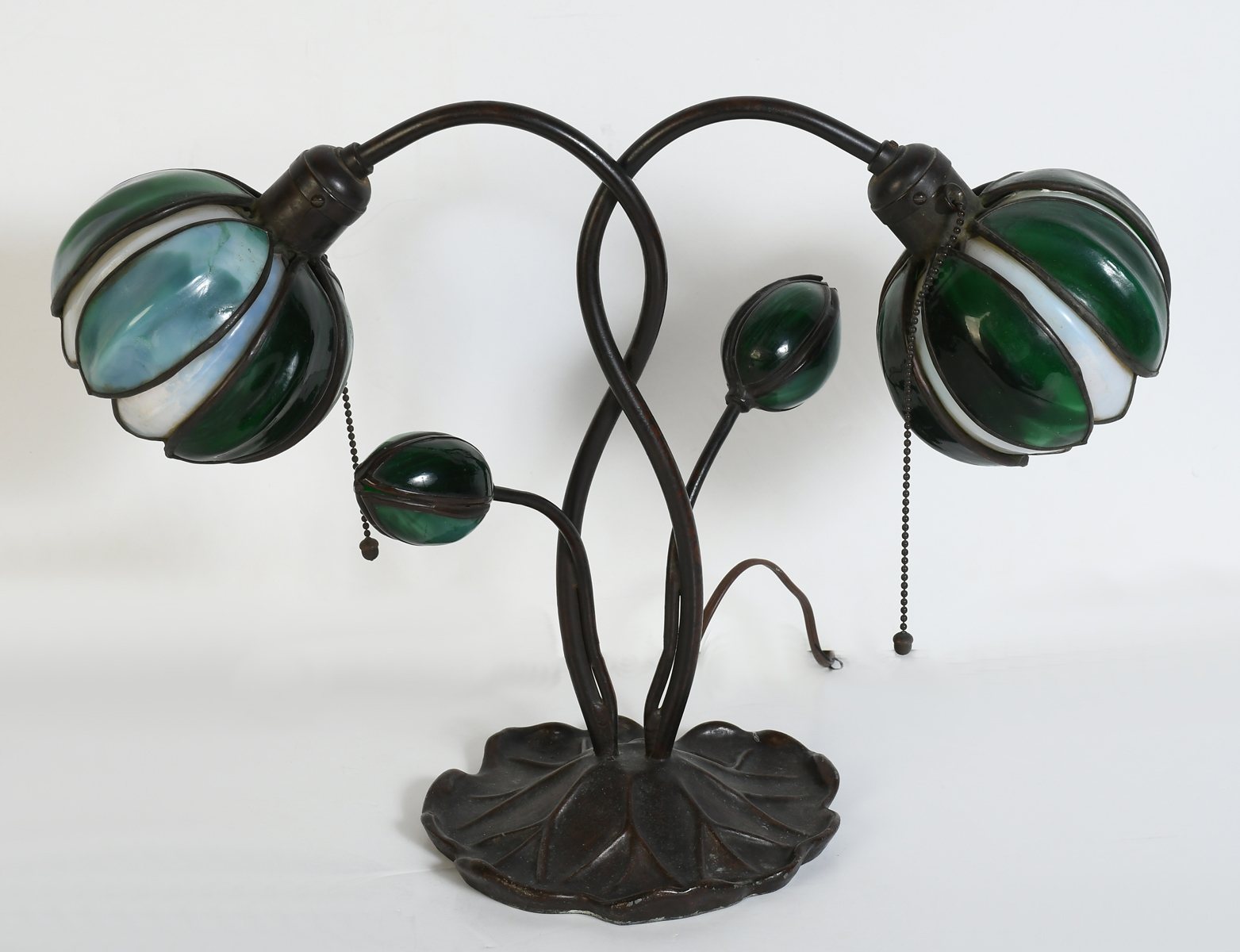 STAINED GLASS HANDEL WATER LILY SHADE