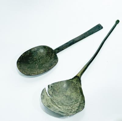 A Roman bronze spoon, 16.5cm long