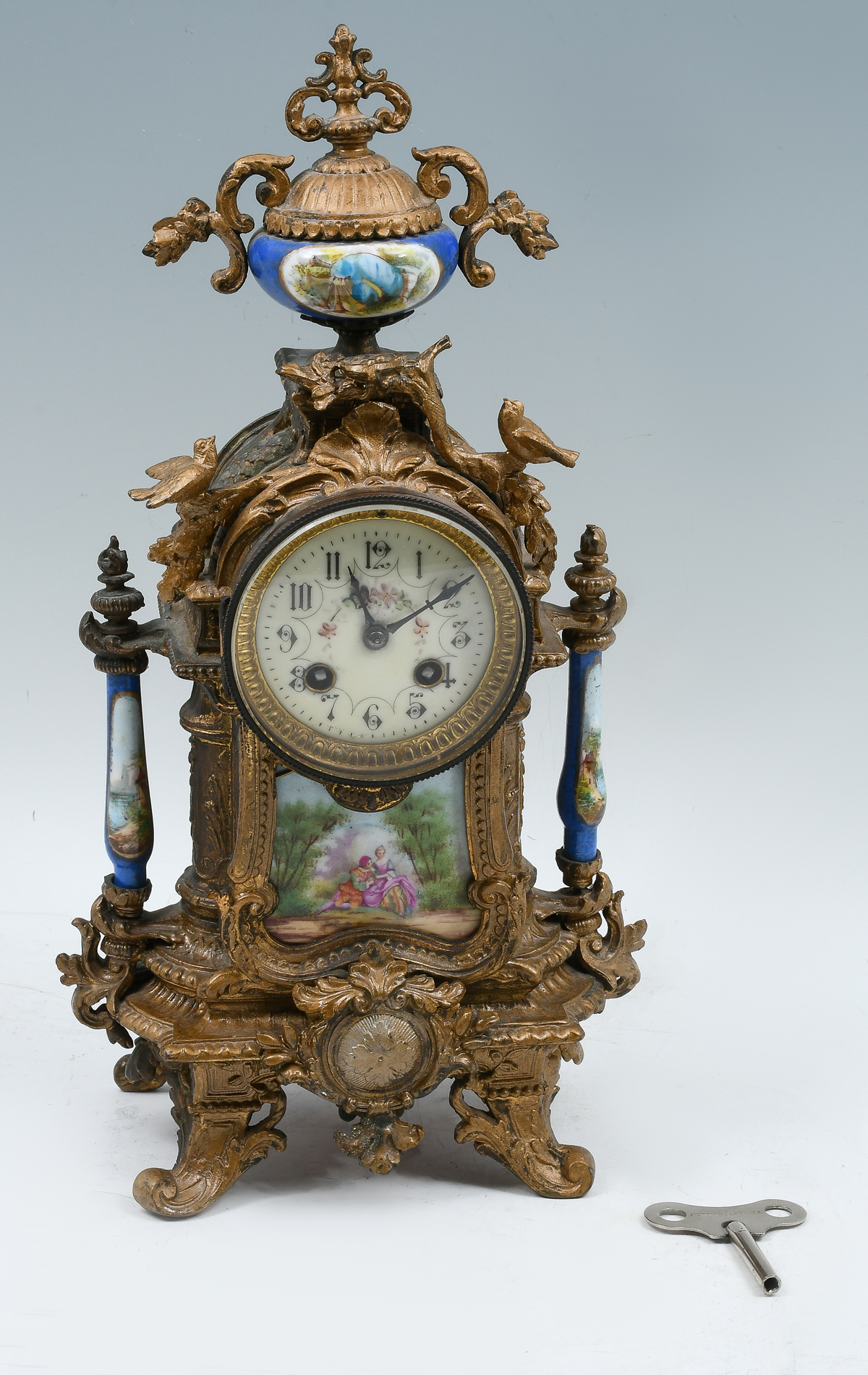 FRENCH BRASS MANTLE CLOCK: Gold