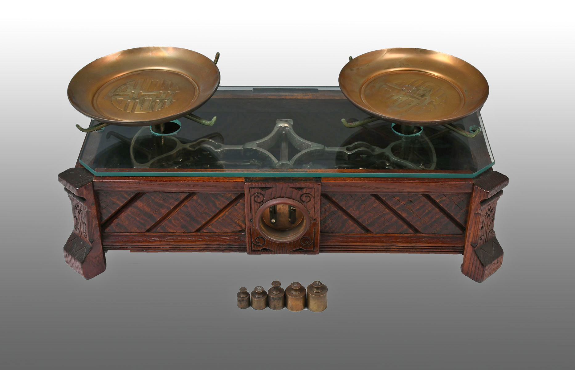 CARVED VICTORIAN BALANCE SCALE: