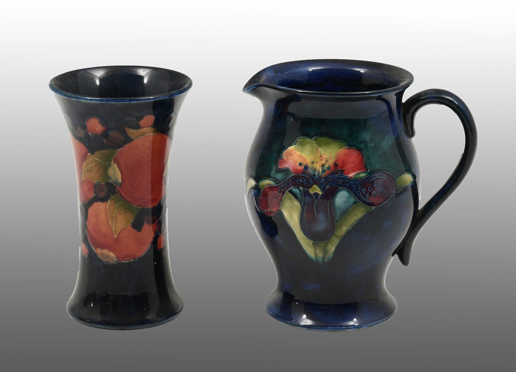 2 PC ENGLISH MOORCROFT PORCELAIN 36b469