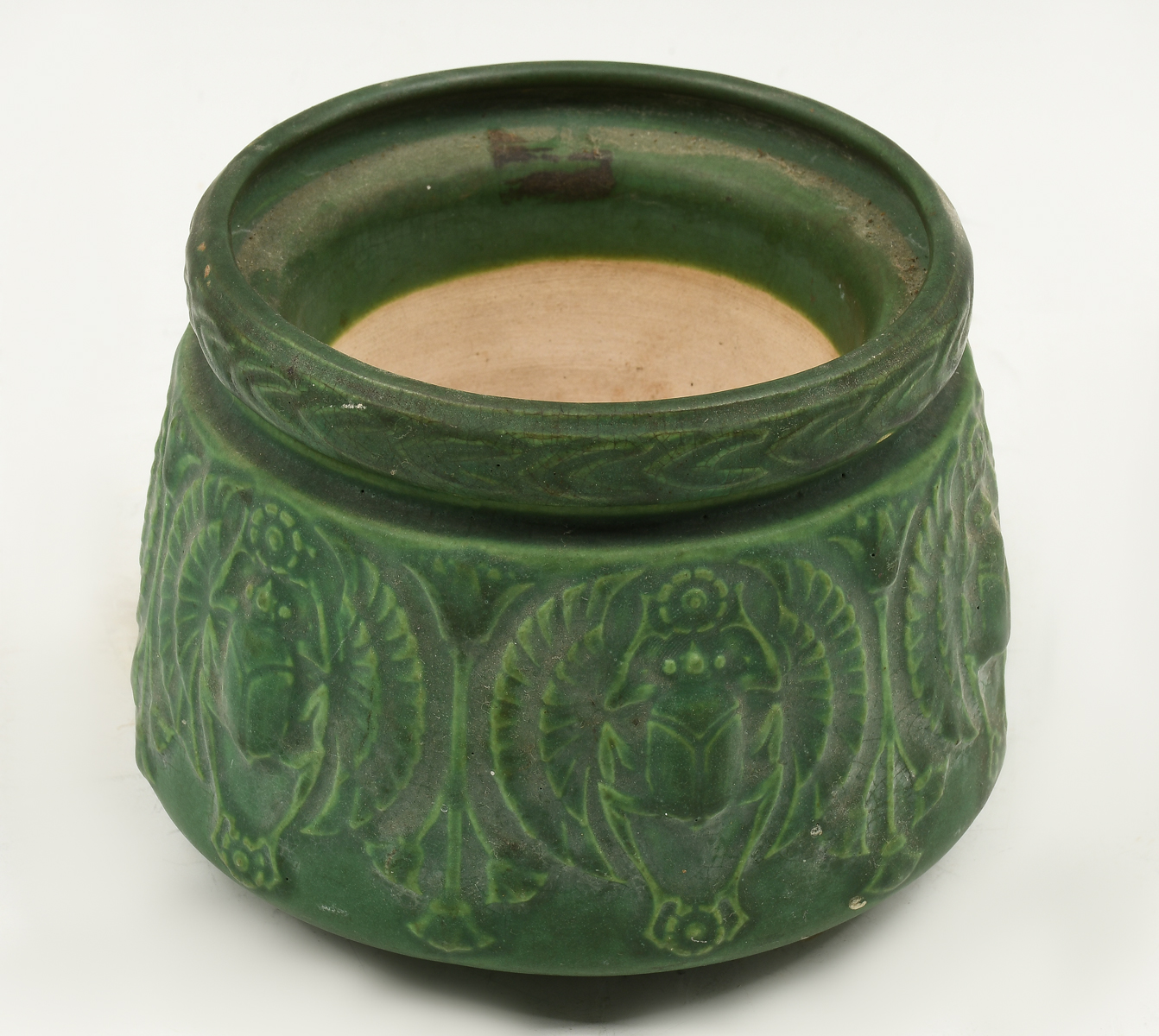 ROSEVILLE POTTERY SCARAB POT Green 36b471