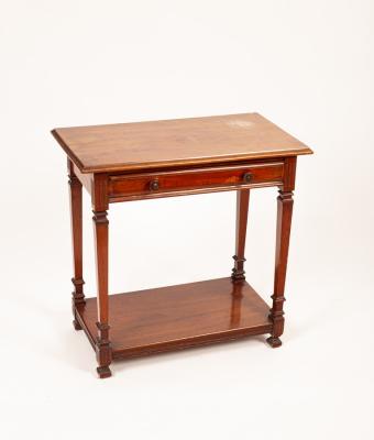 A late Victorian walnut two tier 36b510