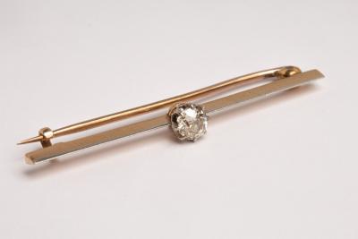 An Edwardian diamond solitaire