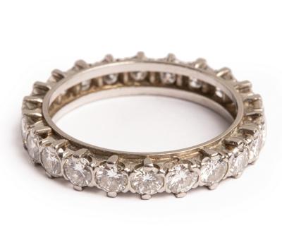 A diamond eternity ring set with 36b642