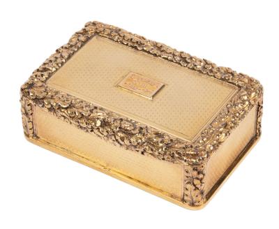 A George IV silver gilt snuff box,