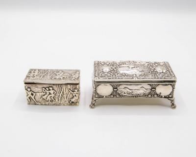 An Edwardian silver box, makers marks