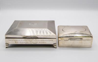 A silver cigarette box Harman 36b7fb