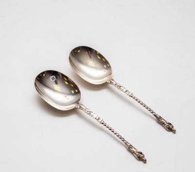 A pair of silver apostle spoons, William