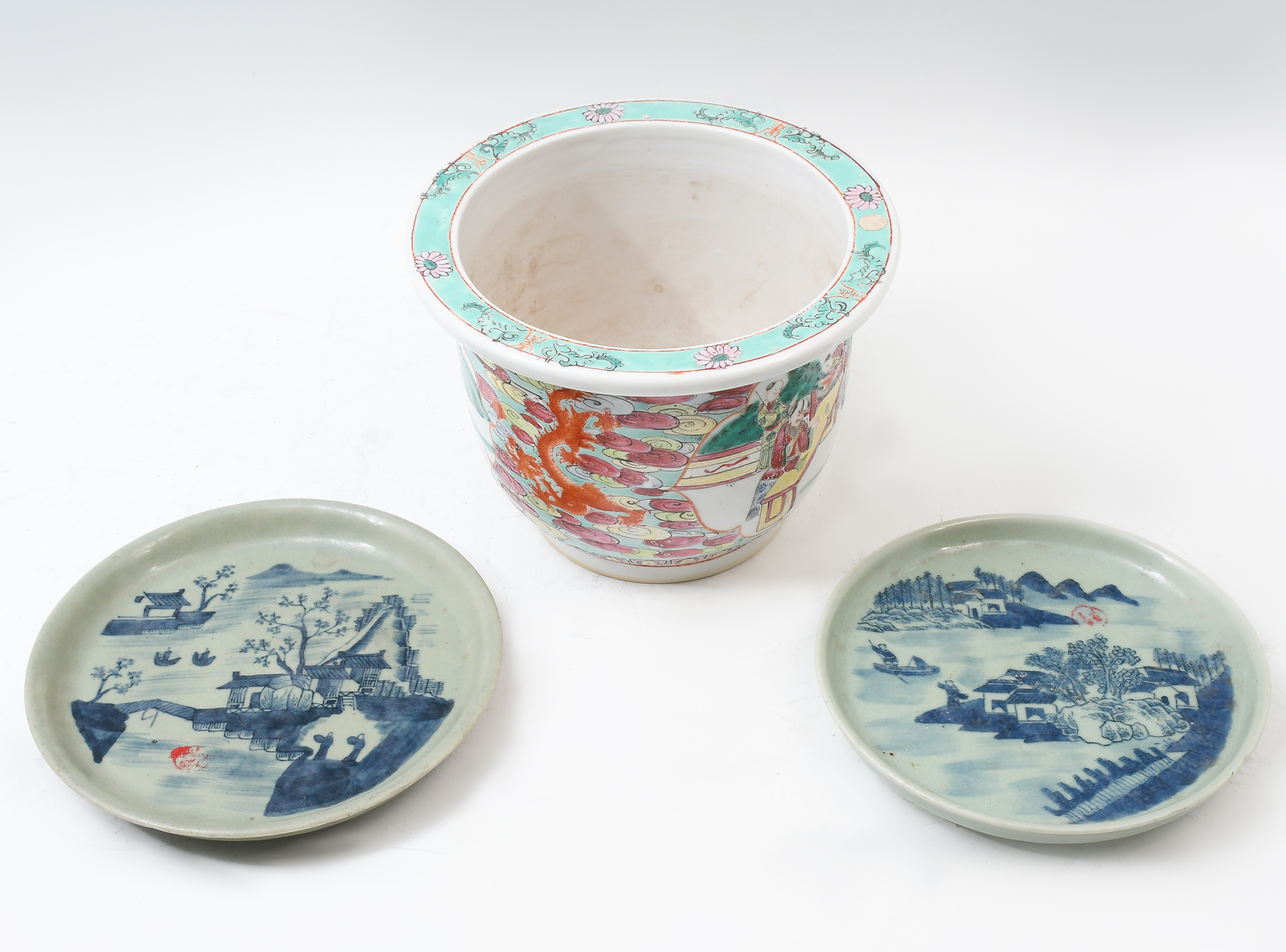 3 PC. CHINESE PORCELAIN PLATES