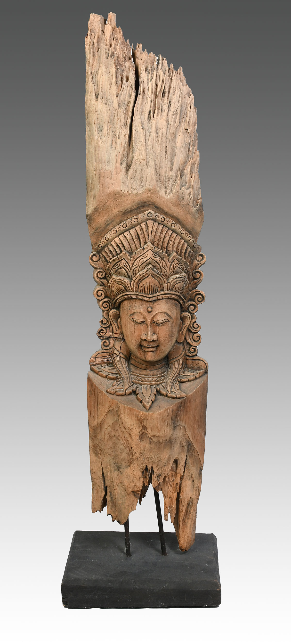 LARGE CARVED THAI GUAN YIN: Tall