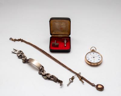 A 9ct gold open faced pocket watch,