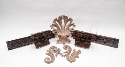 A pair of carved wood capitals 36b916