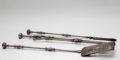 A set of three burnished steel 36b930