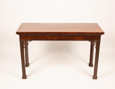 A George III mahogany serving table  36ba4a