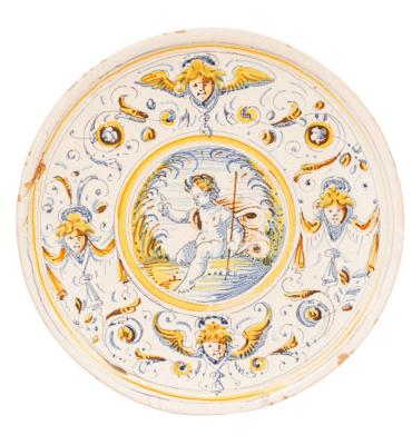 An Italian Maiolica circular tazza,