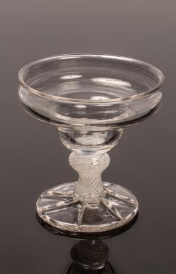 A pan topped sweetmeat glass with 36bc38