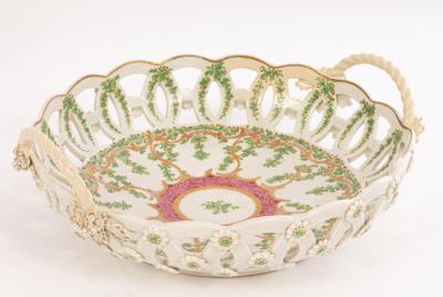 A Worcester circular basket decorated