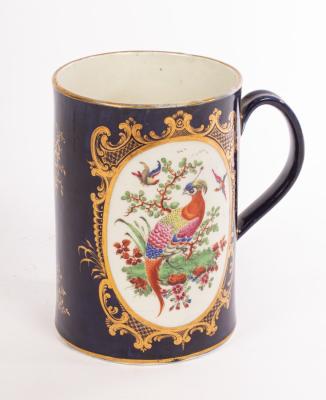 A Worcester mug painted two oval 36bca6