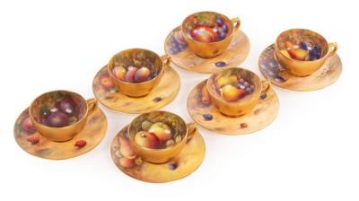 Six Royal Worcester coffee cups 36bcb3