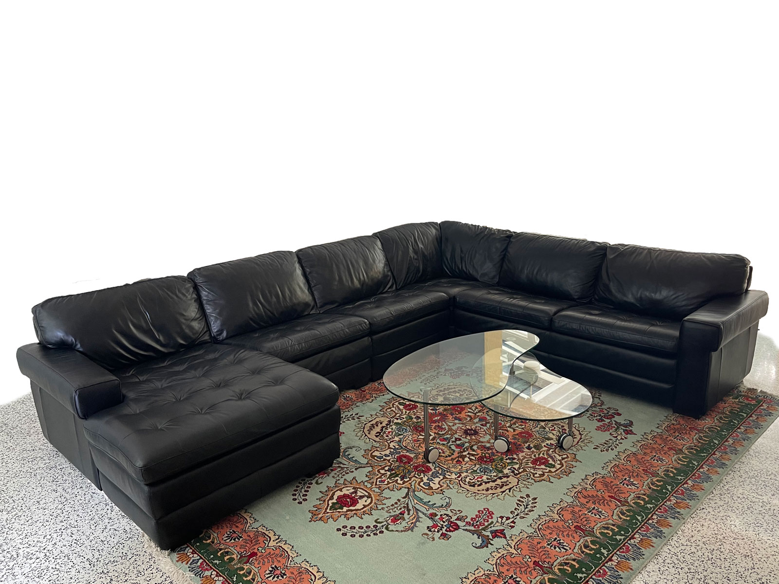 BLACK LEATHER SECTIONAL COUCH: