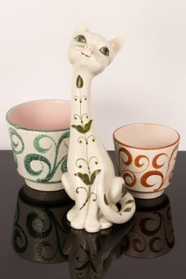 An Italian ceramic cat circa 1960s  36bdba