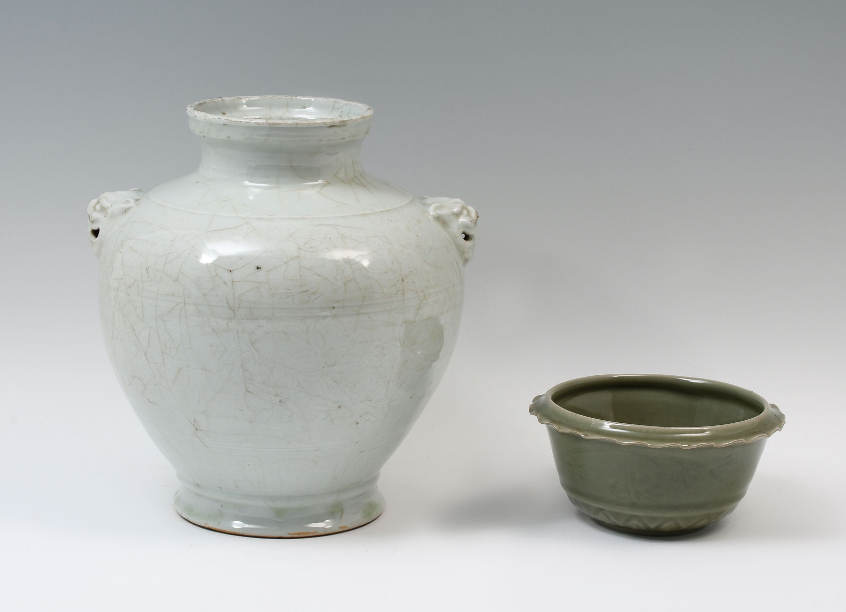 2 PC. CELADON GLAZED CHINESE PORCELAIN: