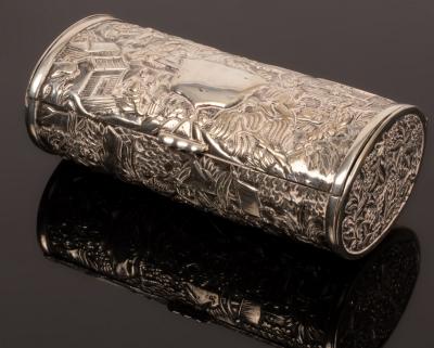 A Chinese silver column shape box  36bef3