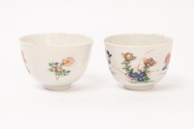 A near pair of wucai wine cups,