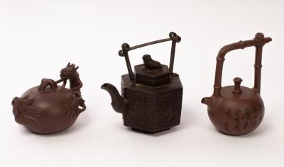 Three Chinese Zisha teapots 20th 36bf6b