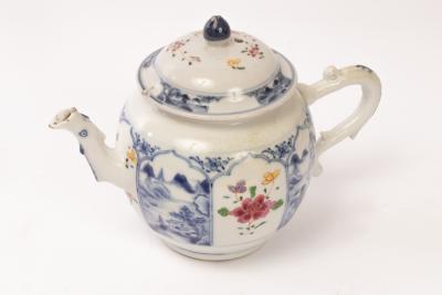 A Chinese famille rose teapot, 18th