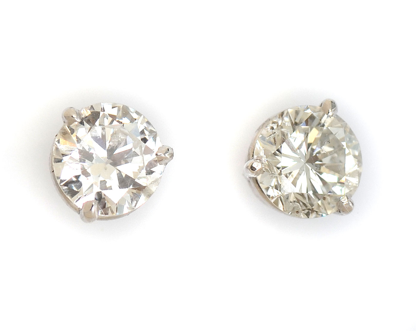 PLATINUM 1 62 CTW DIAMOND EAR STUDS  36c102