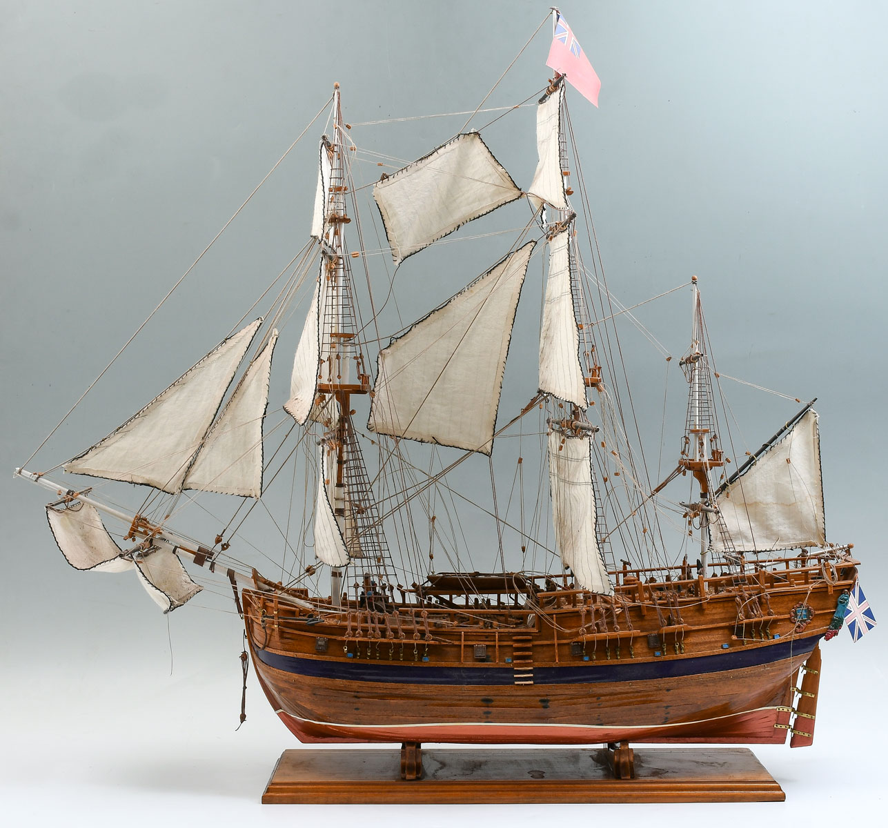 ROYAL NAVY GALLEON SHIP MODEL: British