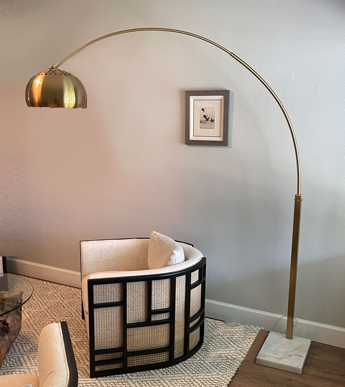 MODERN ARCHED FLOOR LAMP: Gold